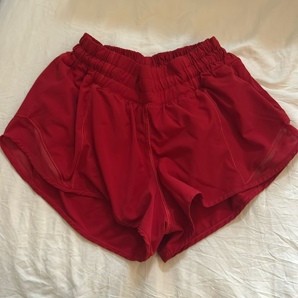 Lululemon red hotty hot shorts. Size 4. 2.5”